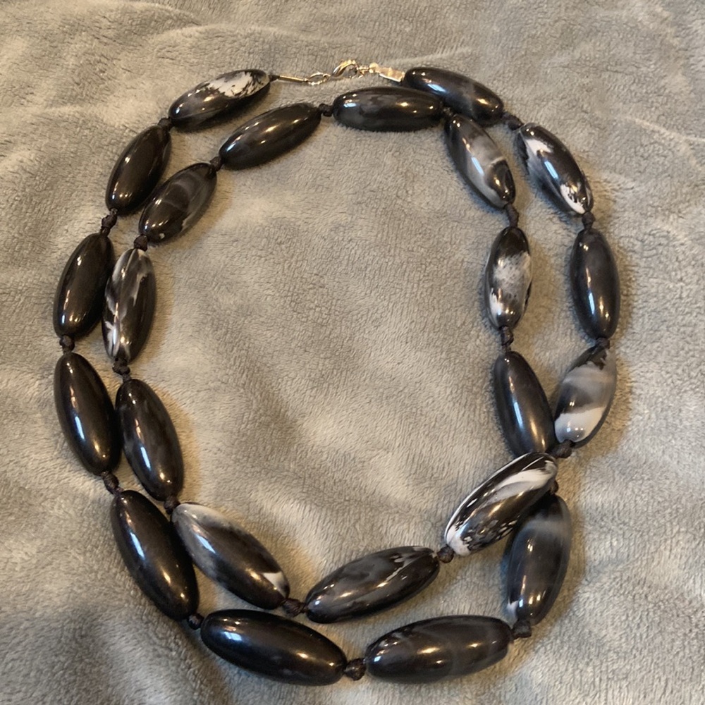 Necklace - Picture 2 of 2